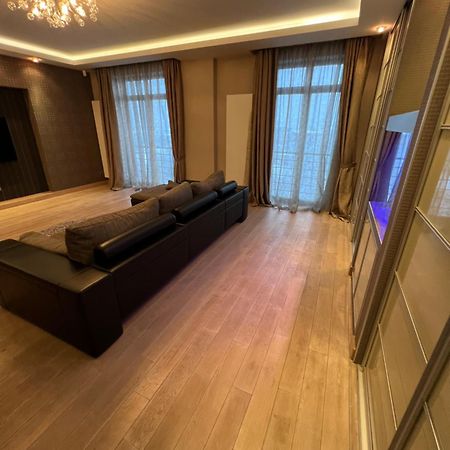 Apartment On Arkhipenka With Panorama View ลวีฟ ภายนอก รูปภาพ