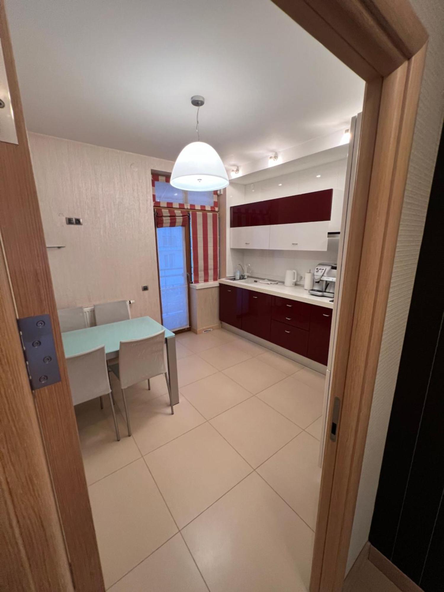 Apartment On Arkhipenka With Panorama View ลวีฟ ภายนอก รูปภาพ